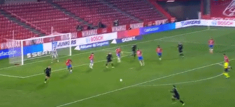 武磊造点奥斯卡主罚命中 海港3-0领先津门虎