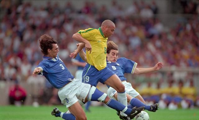 仅显示了他 仅显示了他