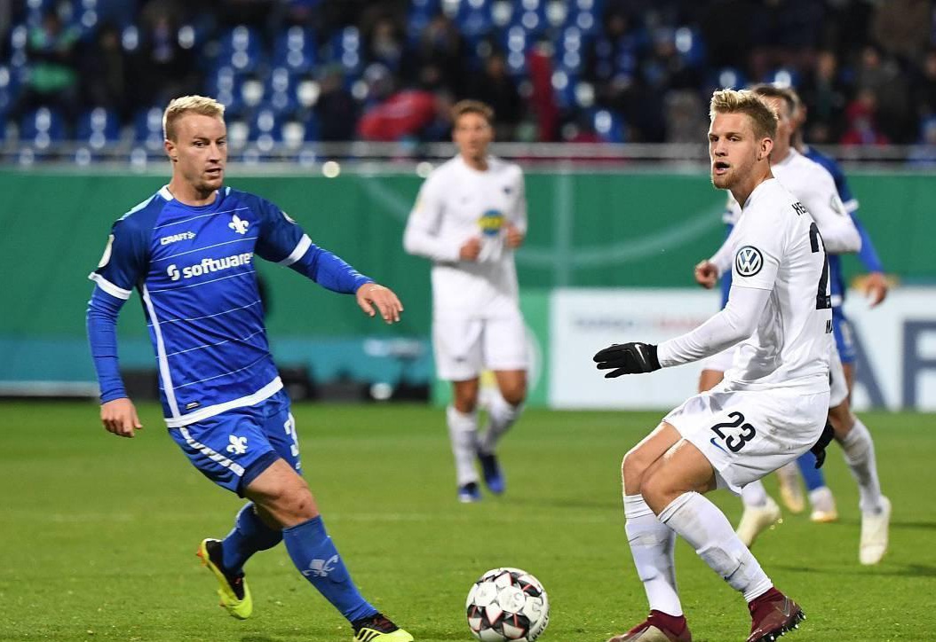 题仍然需优 题仍然需优