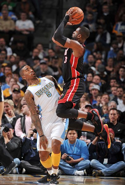 级的足球劲 级的足球劲